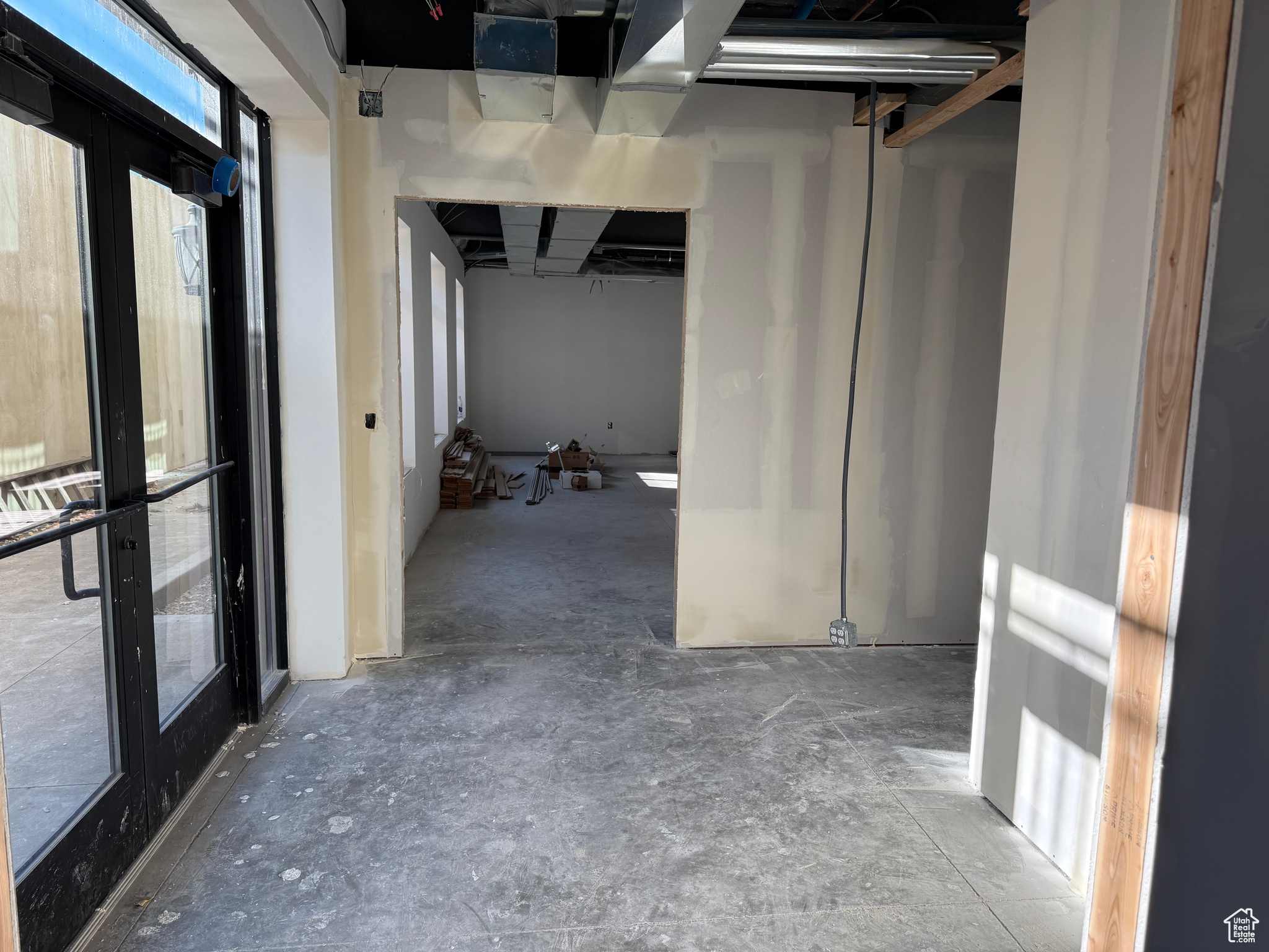 PARK - Commercial Lease
