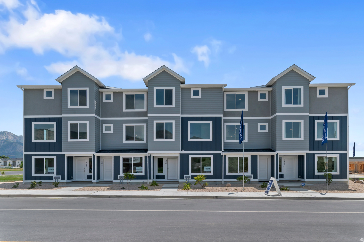 DIXON CREEK - Residential