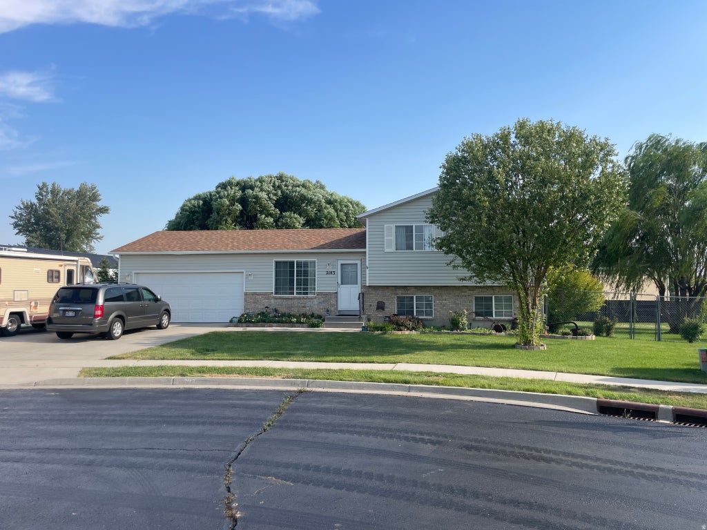 Photo of 2143 W 1835 N, Lehi, UT 84043 (MLS # 2177448)