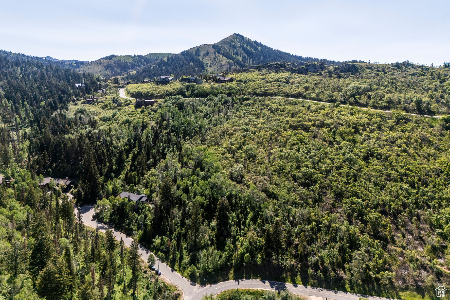 PINERIDGE SUBDIVISION - Land