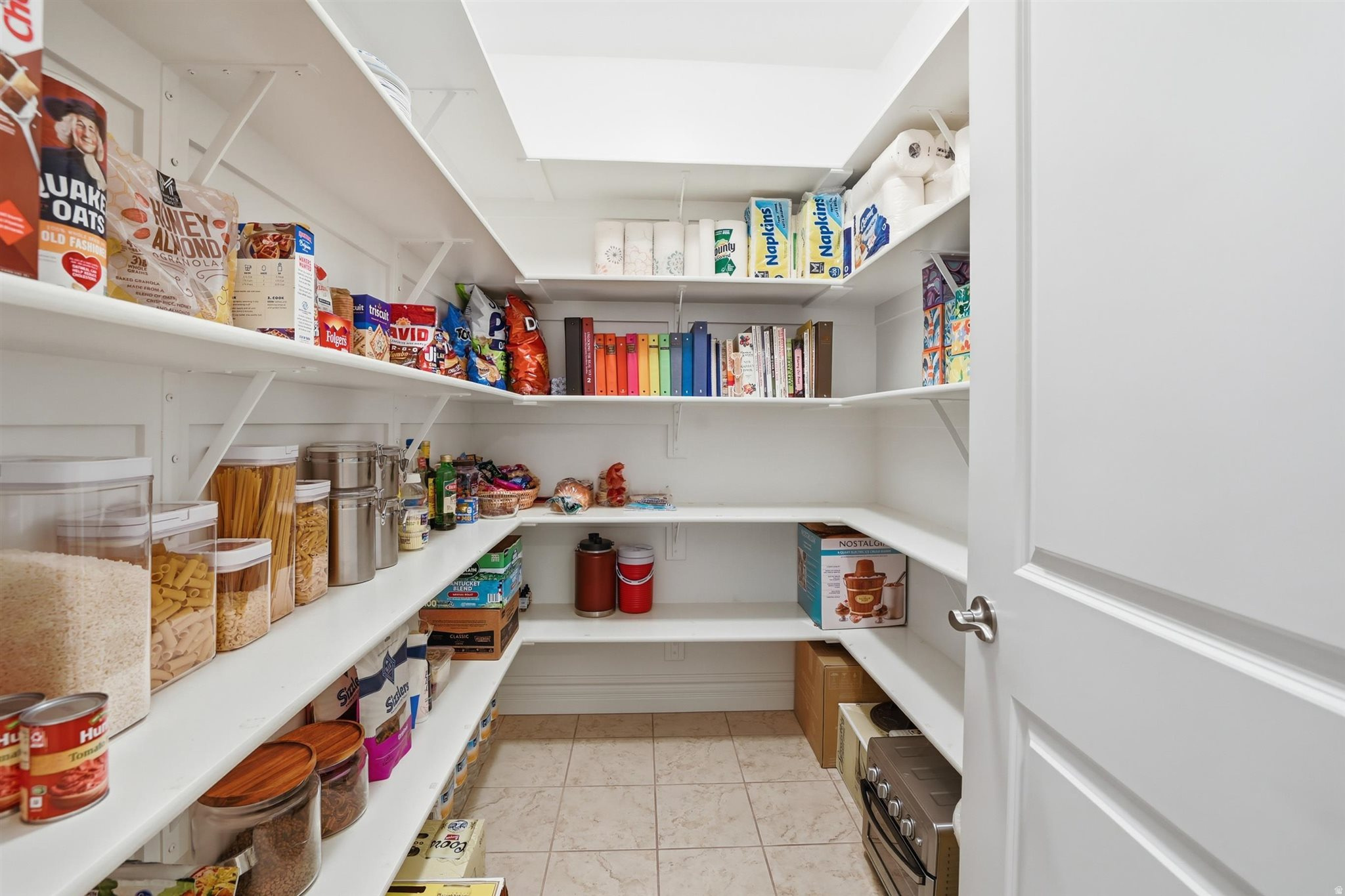 HAMPTONS ON THE GREEN - Residential