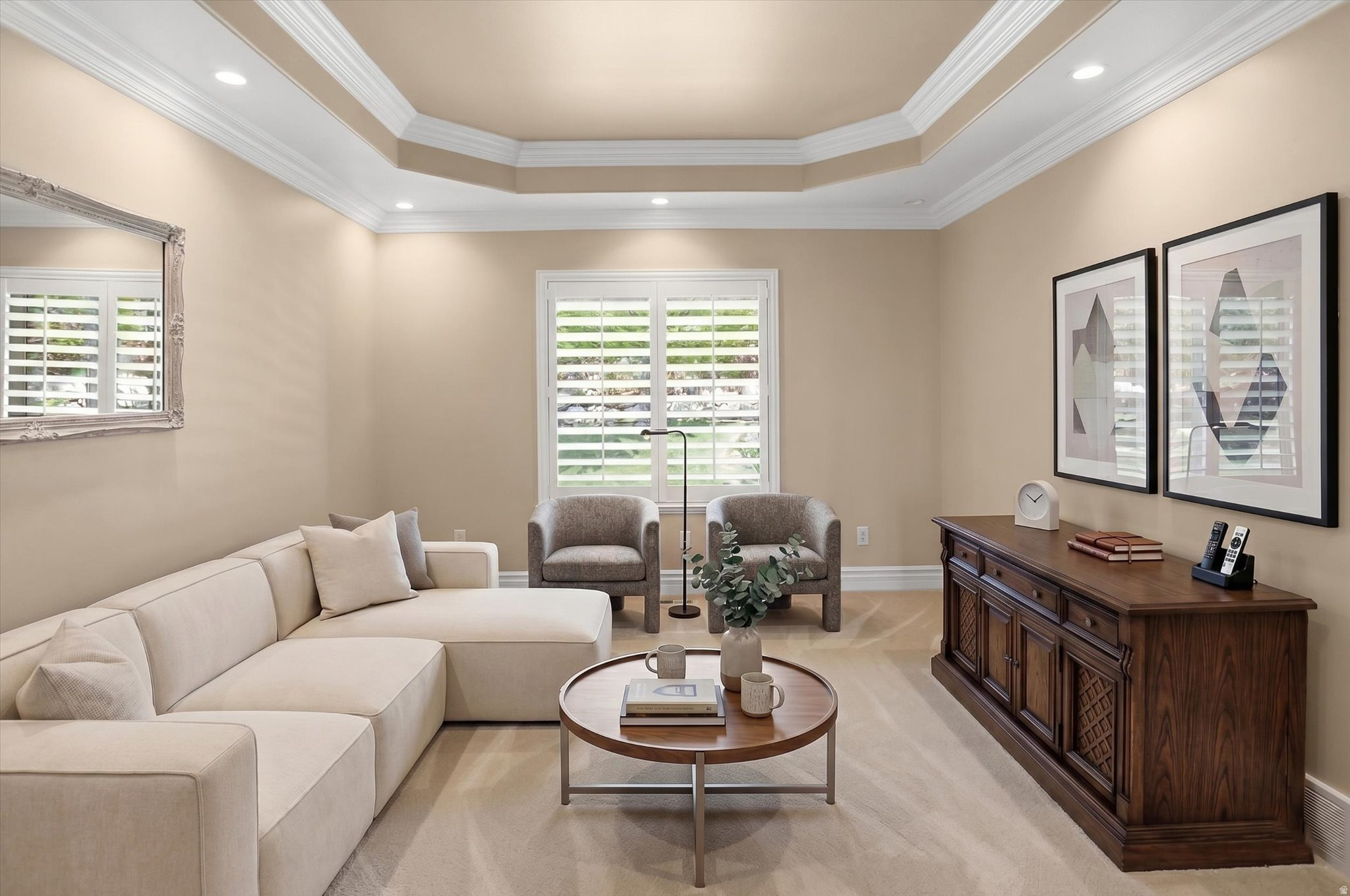 HAMPTONS ON THE GREEN - Residential
