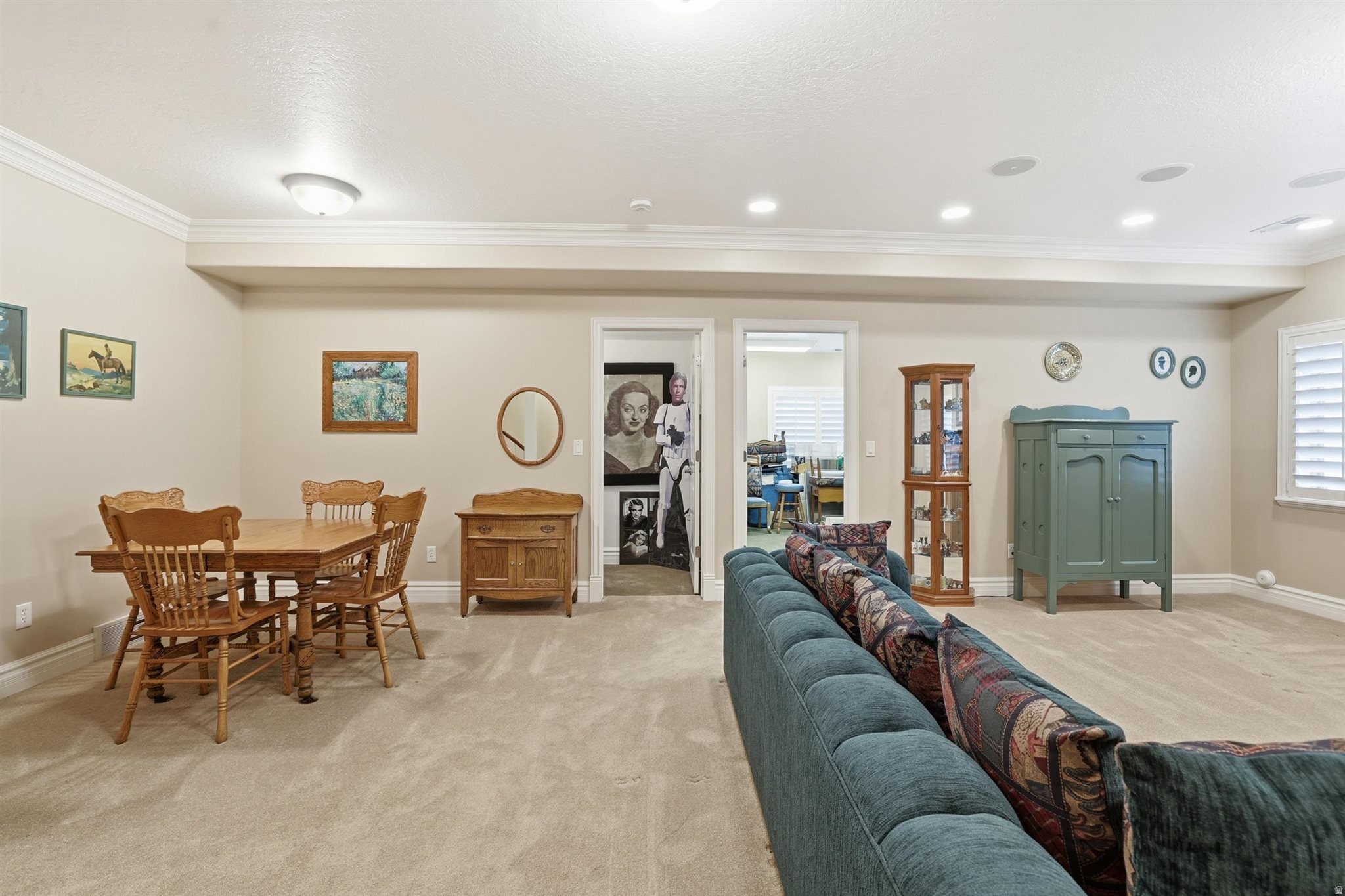 HAMPTONS ON THE GREEN - Residential