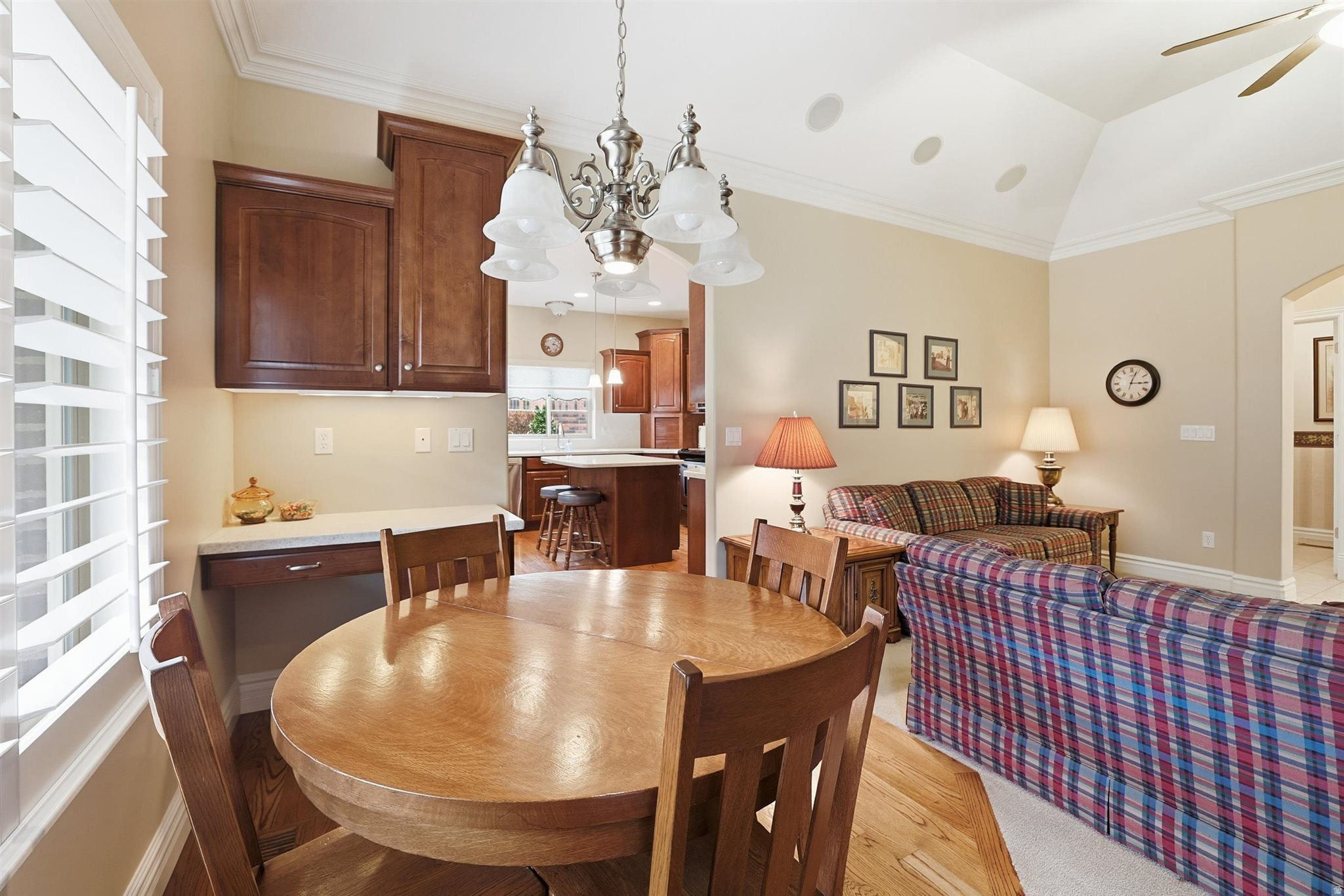 HAMPTONS ON THE GREEN - Residential