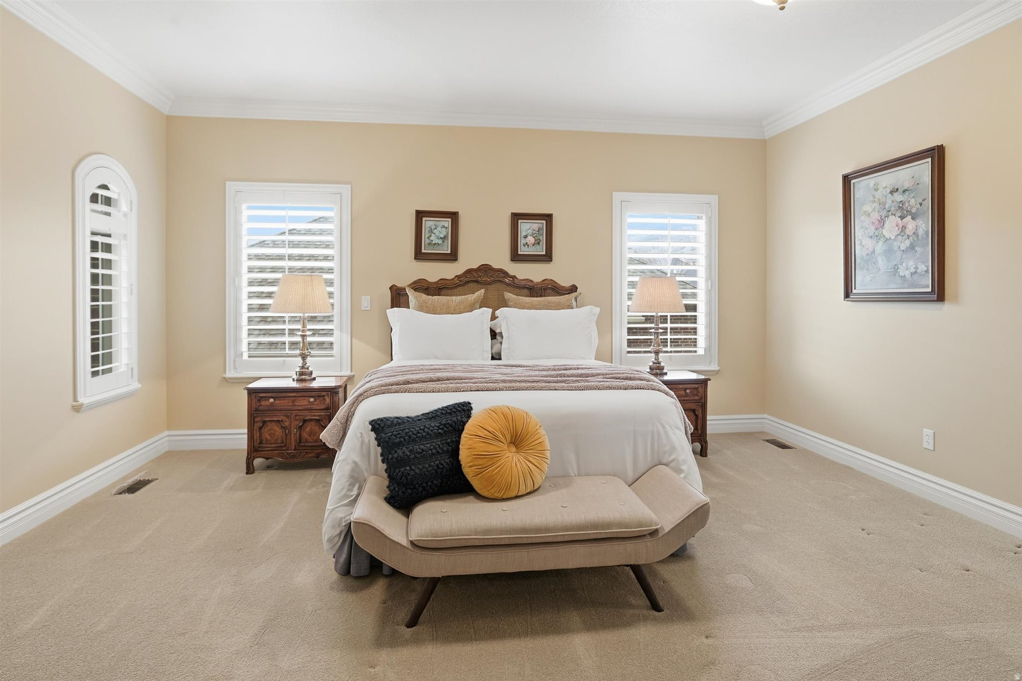 HAMPTONS ON THE GREEN - Residential