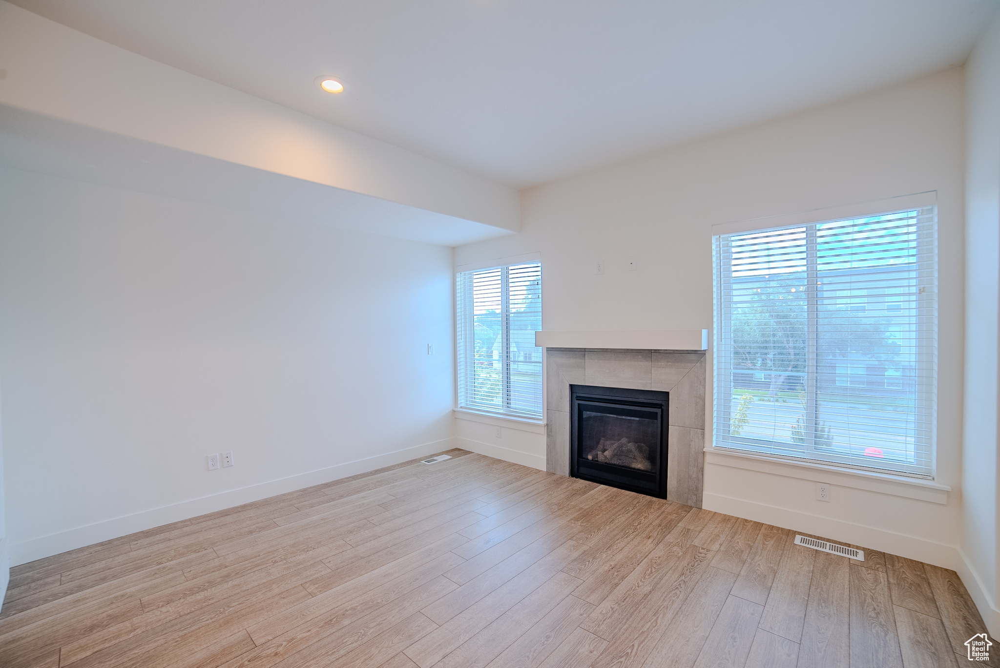 RICHMOND VIEW TOWNHOMES - Residential