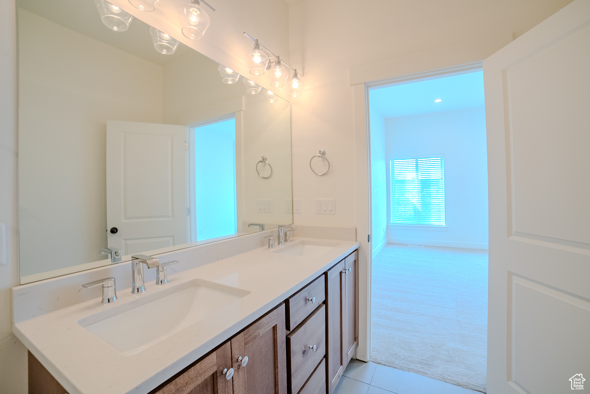 RICHMOND VIEW TOWNHOMES - Residential