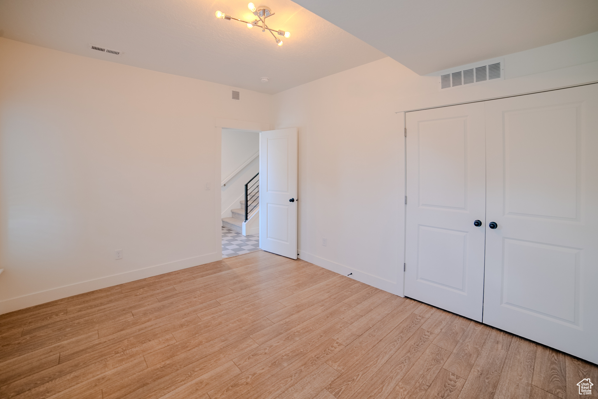 RICHMOND VIEW TOWNHOMES - Residential