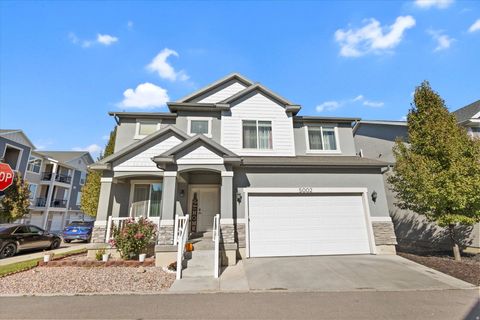 Photo of 5002 W TICOA LN, Herriman, UT 84096 (MLS # 2120044)