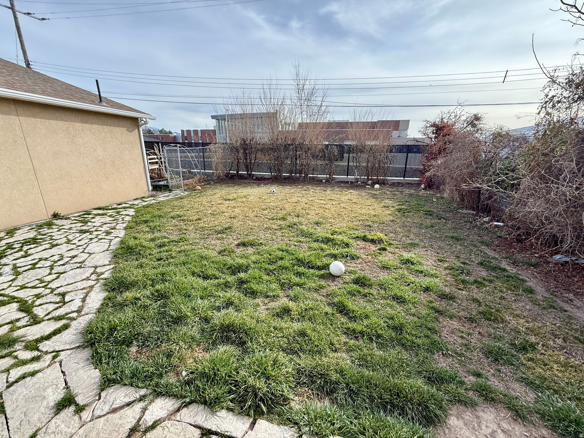 WARRWOOD - Residential