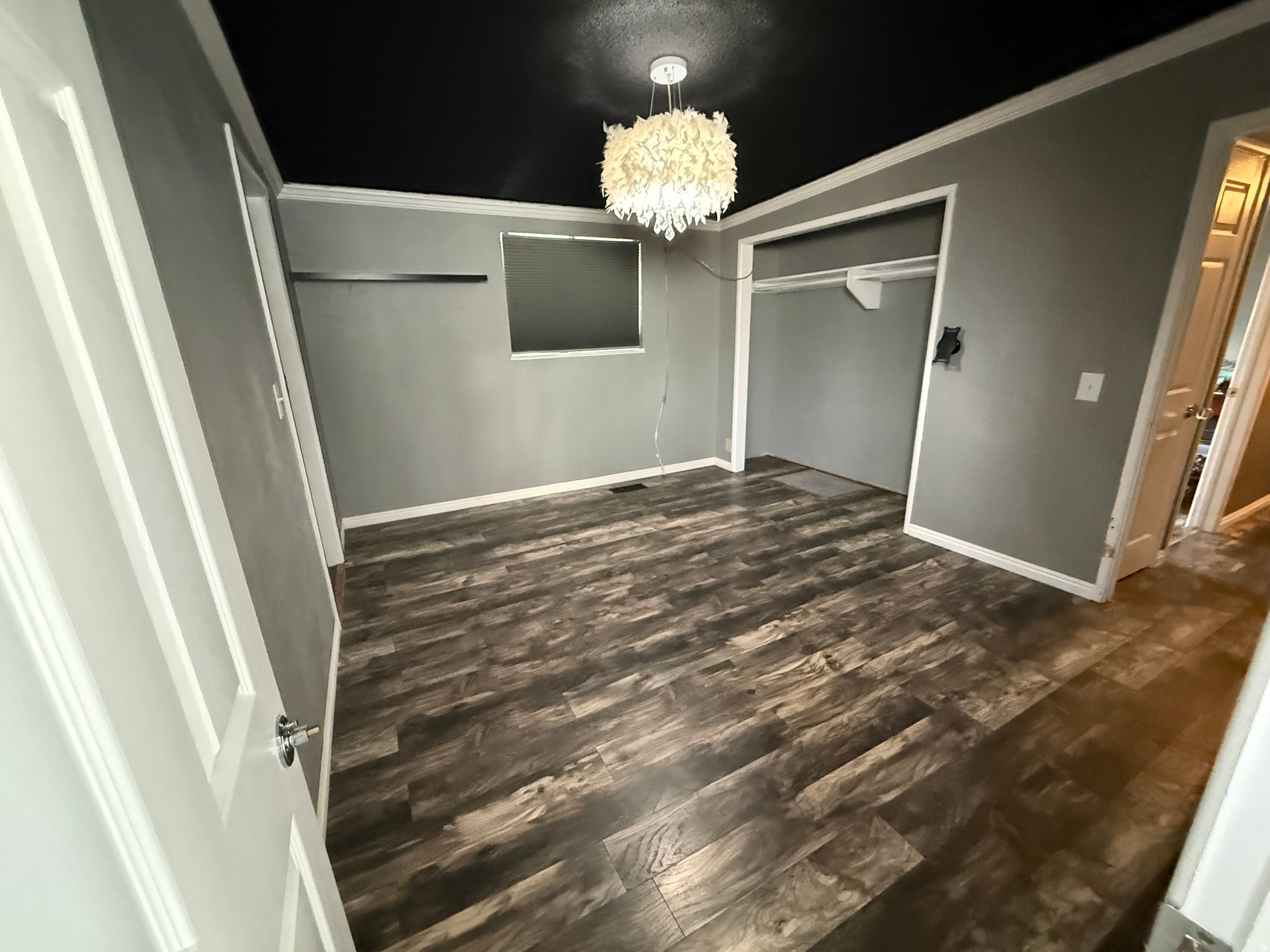 WARRWOOD - Residential