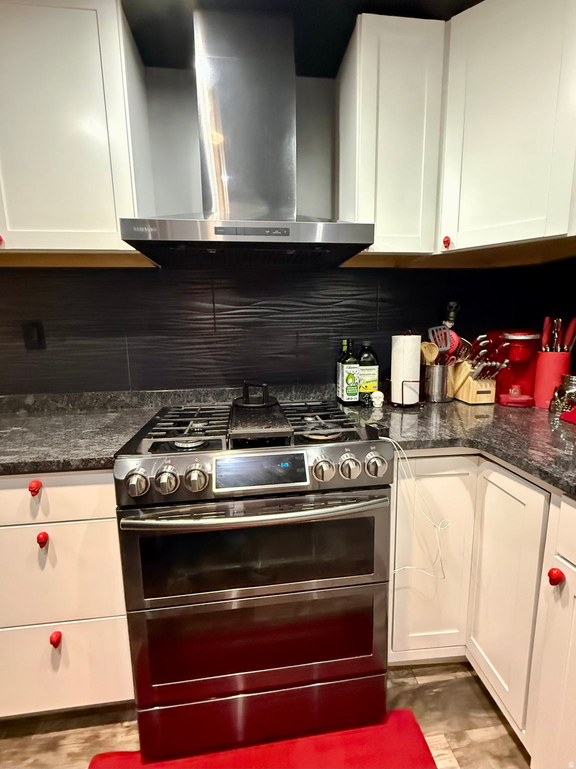 WARRWOOD - Residential