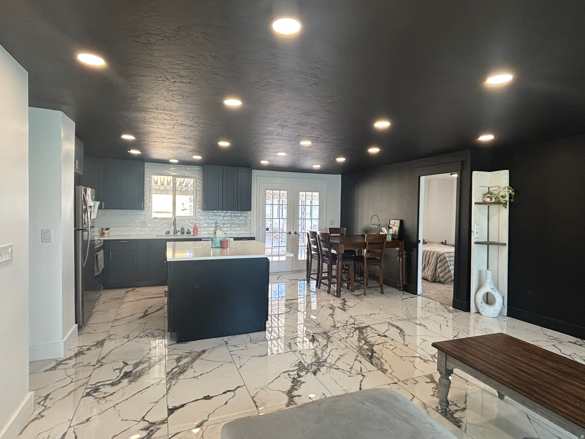 WHITE CITY - Residential