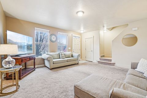 Tiny photo for 10693 S TOPVIEW RD W, South Jordan, UT 84095 (MLS # 2139919)