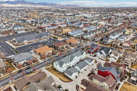 Tiny photo for 10693 S TOPVIEW RD W, South Jordan, UT 84095 (MLS # 2139919)