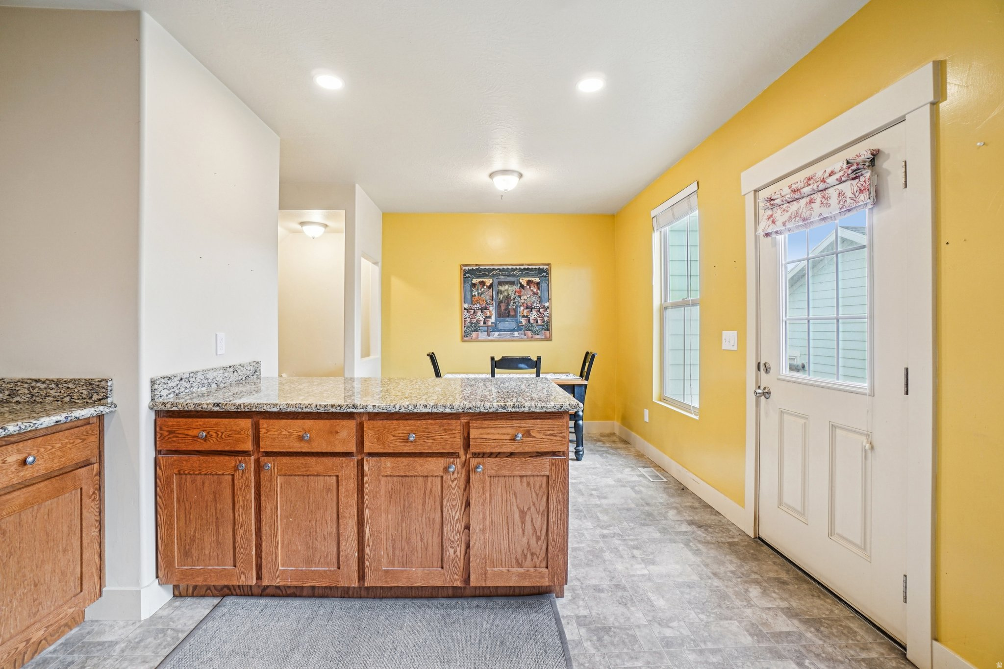 DAYBREAK - Residential