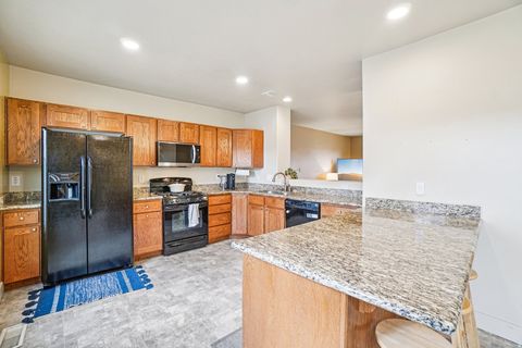 Tiny photo for 10693 S TOPVIEW RD W, South Jordan, UT 84095 (MLS # 2139919)