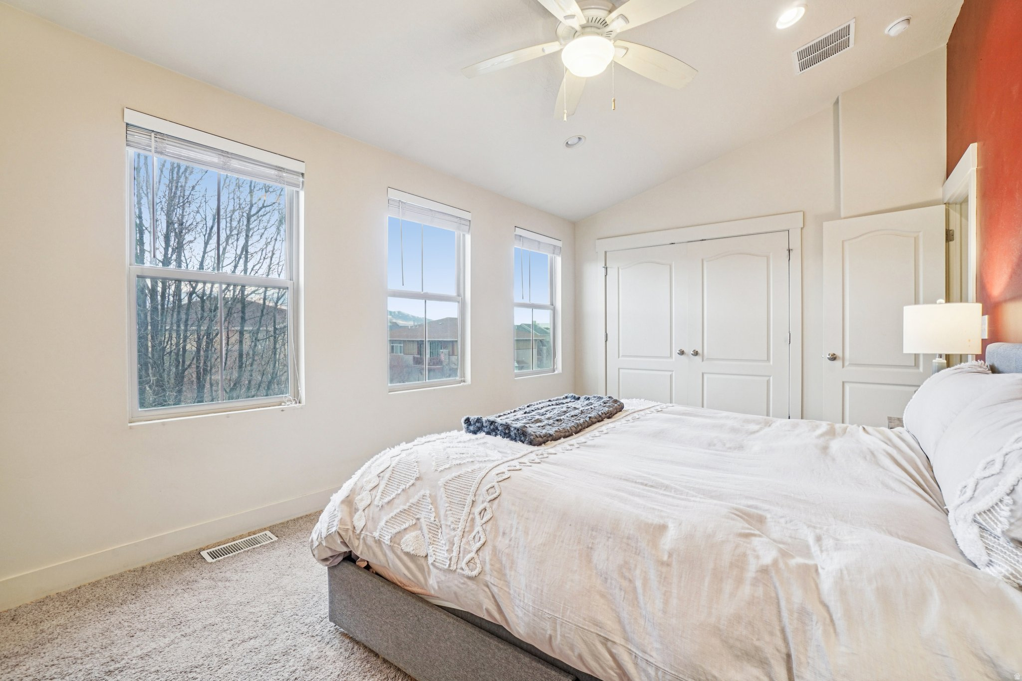 DAYBREAK - Residential