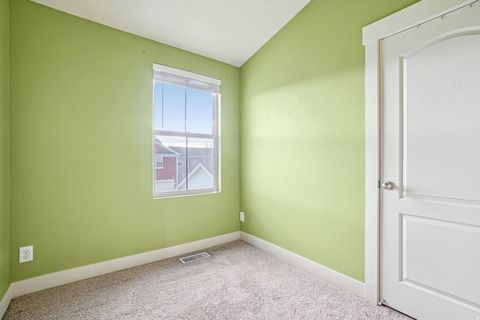 Tiny photo for 10693 S TOPVIEW RD W, South Jordan, UT 84095 (MLS # 2139919)