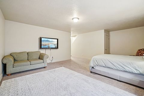 Tiny photo for 10693 S TOPVIEW RD W, South Jordan, UT 84095 (MLS # 2139919)
