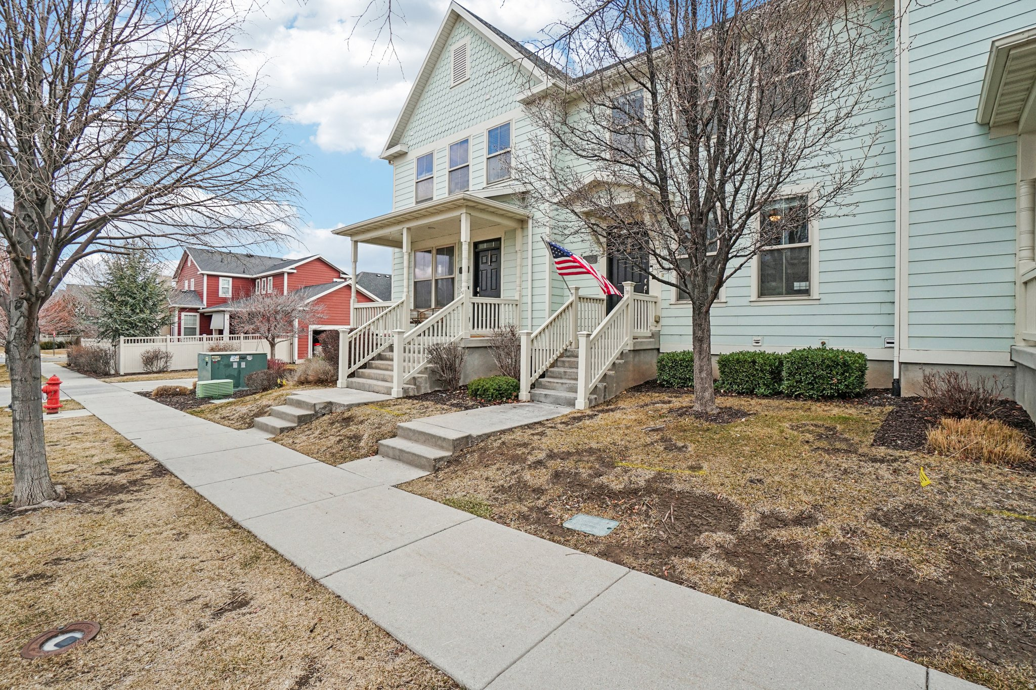 DAYBREAK - Residential