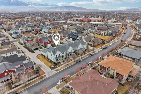 Tiny photo for 10693 S TOPVIEW RD W, South Jordan, UT 84095 (MLS # 2139919)