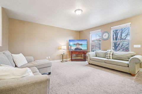 Tiny photo for 10693 S TOPVIEW RD W, South Jordan, UT 84095 (MLS # 2139919)