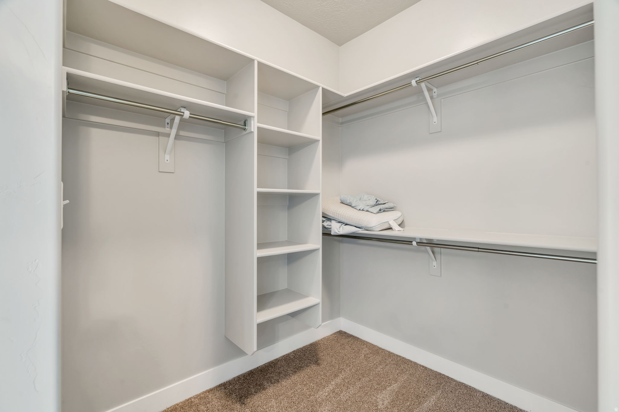 MAPLE BREEZE - Residential