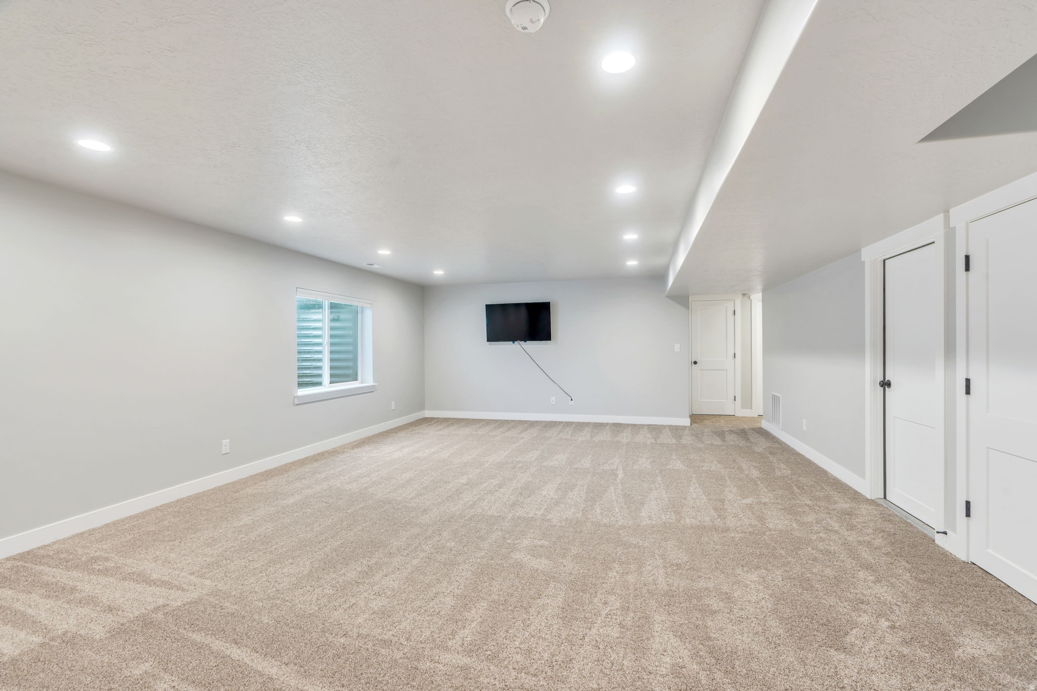 MAPLE BREEZE - Residential