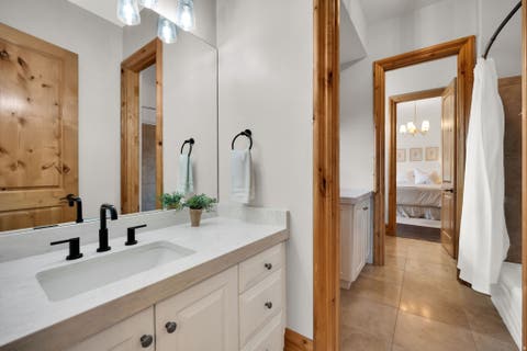 Tiny photo for 5083 S CLARENDEN PL E, Holladay, UT 84117 (MLS # 2170514)
