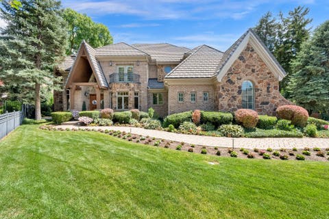 Photo of 5083 S CLARENDEN PL E, Holladay, UT 84117 (MLS # 2170514)