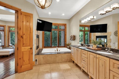 Tiny photo for 5083 S CLARENDEN PL E, Holladay, UT 84117 (MLS # 2170514)