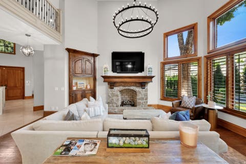 Tiny photo for 5083 S CLARENDEN PL E, Holladay, UT 84117 (MLS # 2170514)