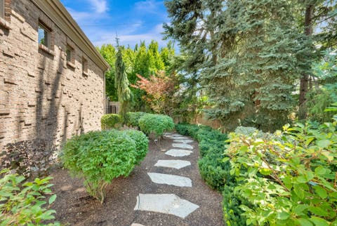 Tiny photo for 5083 S CLARENDEN PL E, Holladay, UT 84117 (MLS # 2170514)