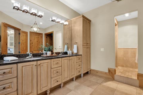 Tiny photo for 5083 S CLARENDEN PL E, Holladay, UT 84117 (MLS # 2170514)