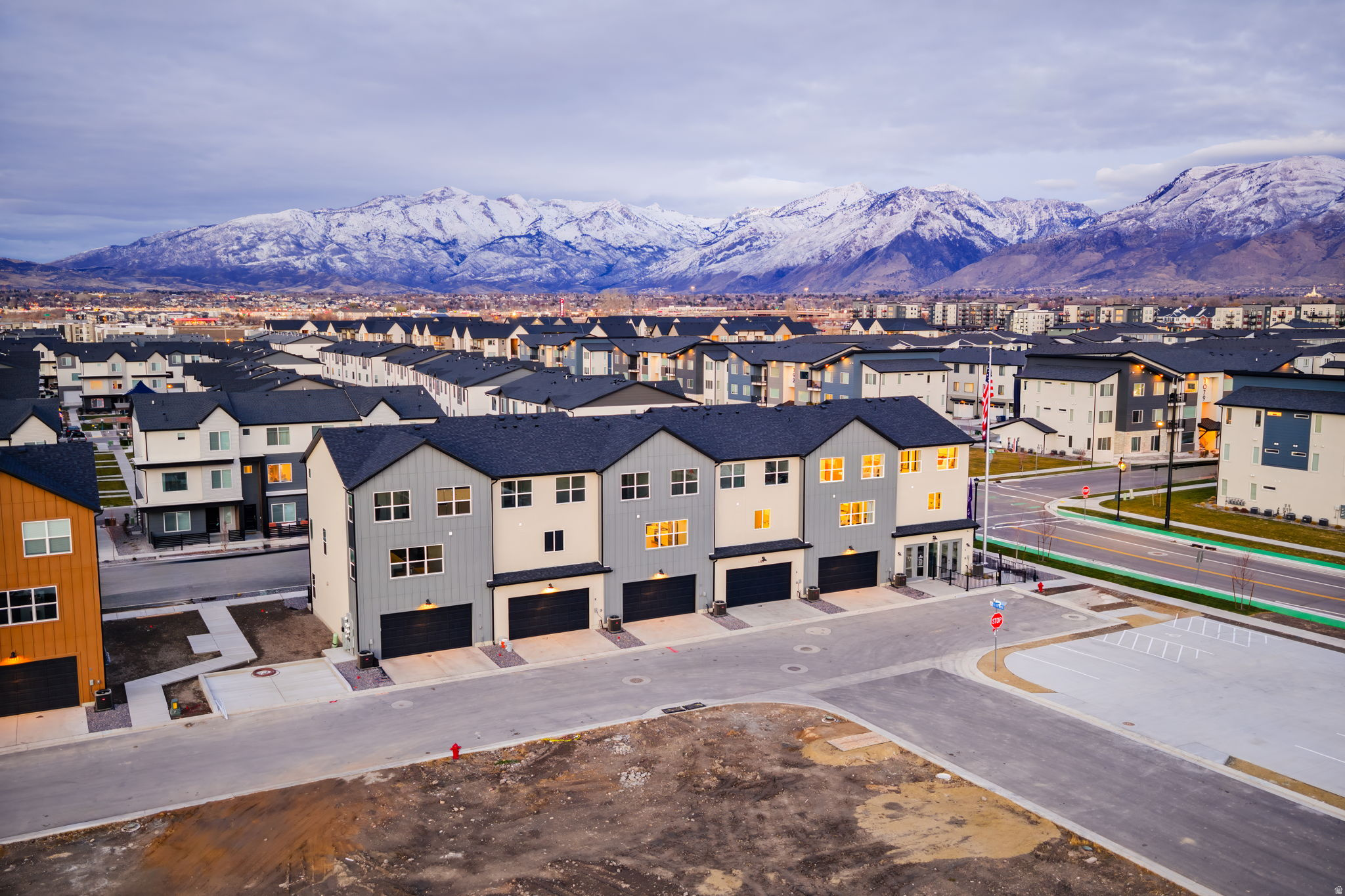 HIGHLINE AT AMERICAN FORK - Residential