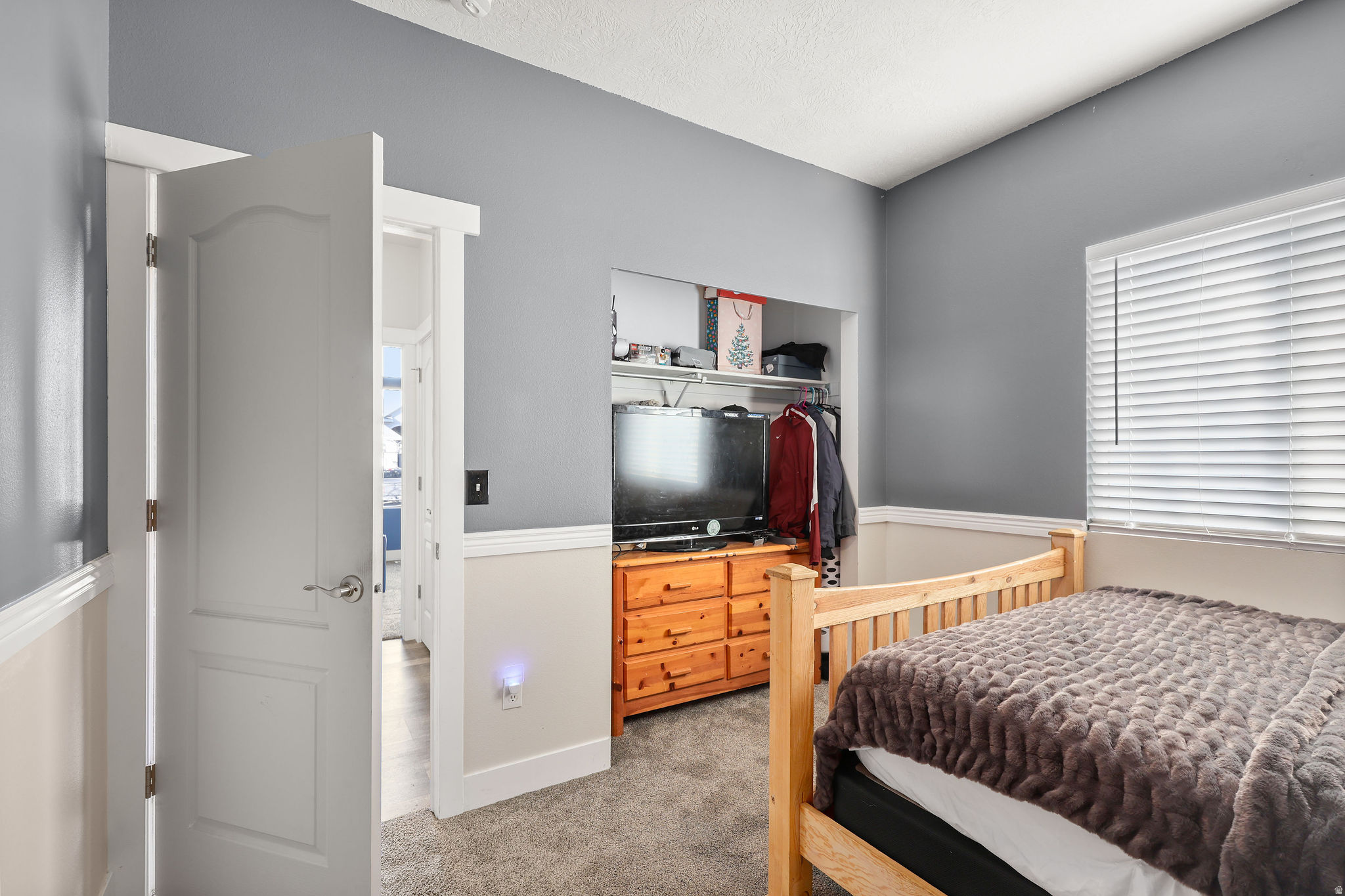 COUNTRY CROSSING - Residential