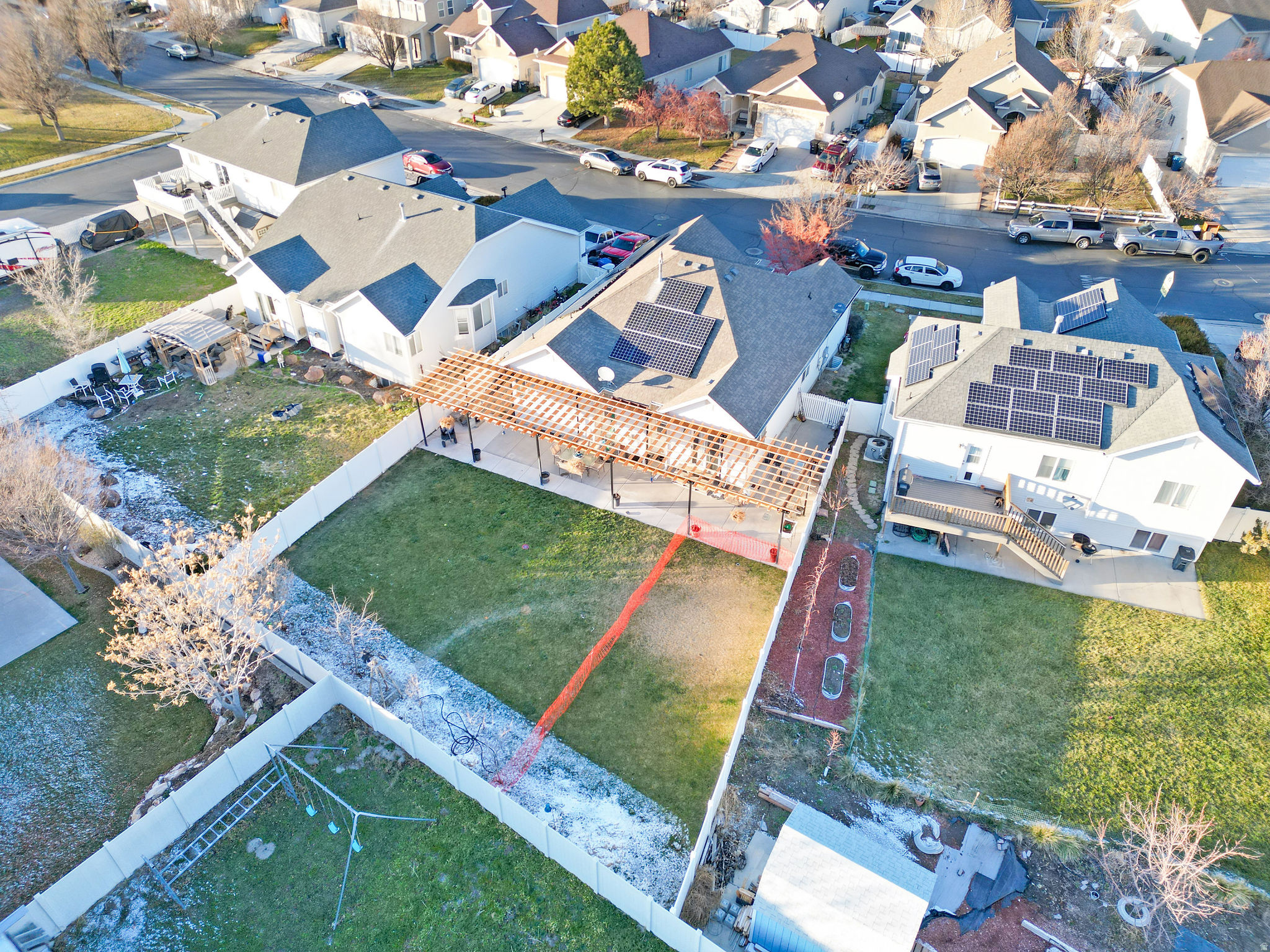 COUNTRY CROSSING - Residential