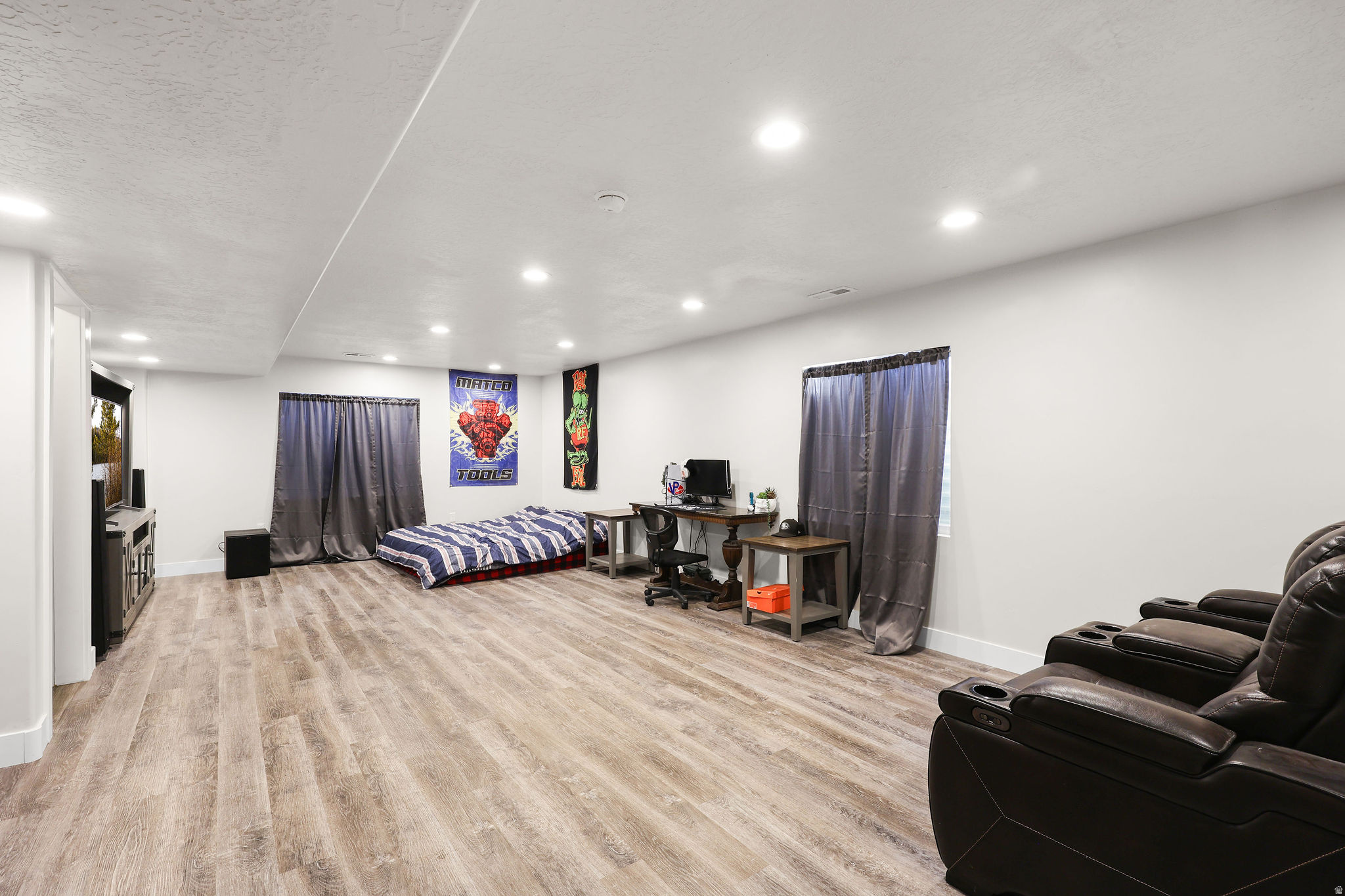 COUNTRY CROSSING - Residential