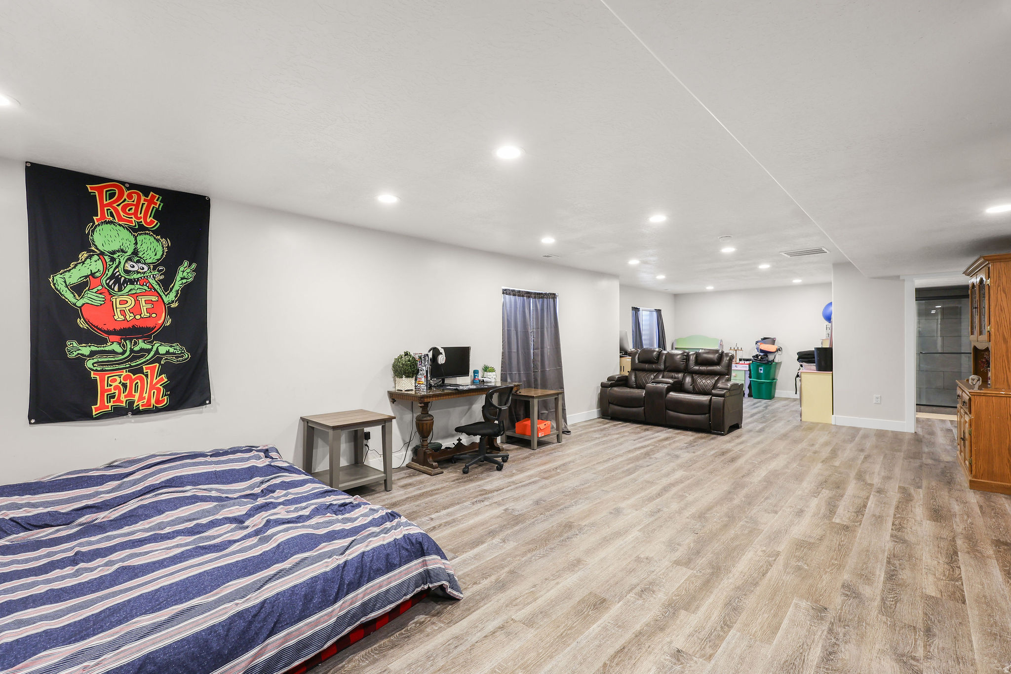 COUNTRY CROSSING - Residential