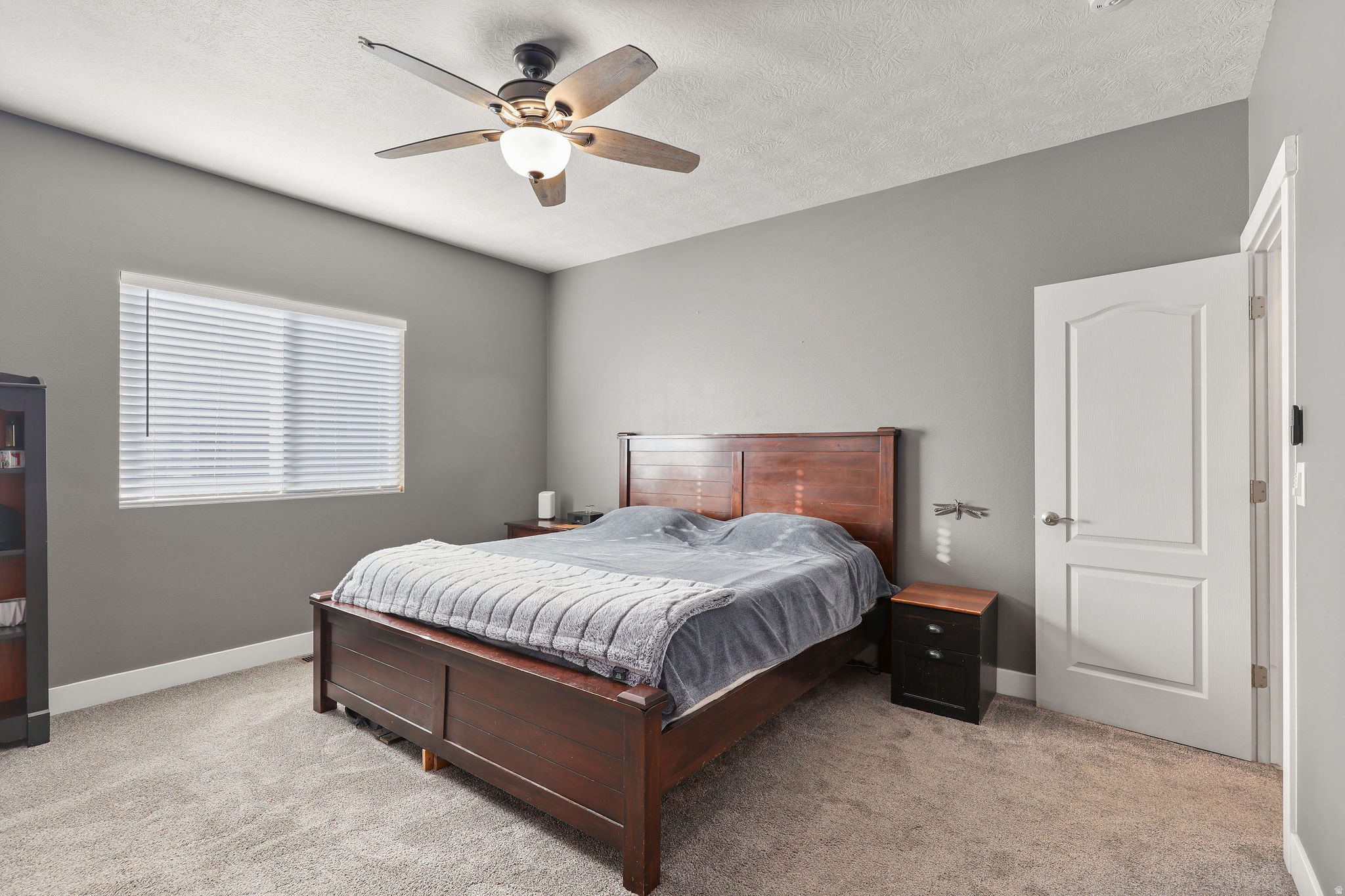 COUNTRY CROSSING - Residential