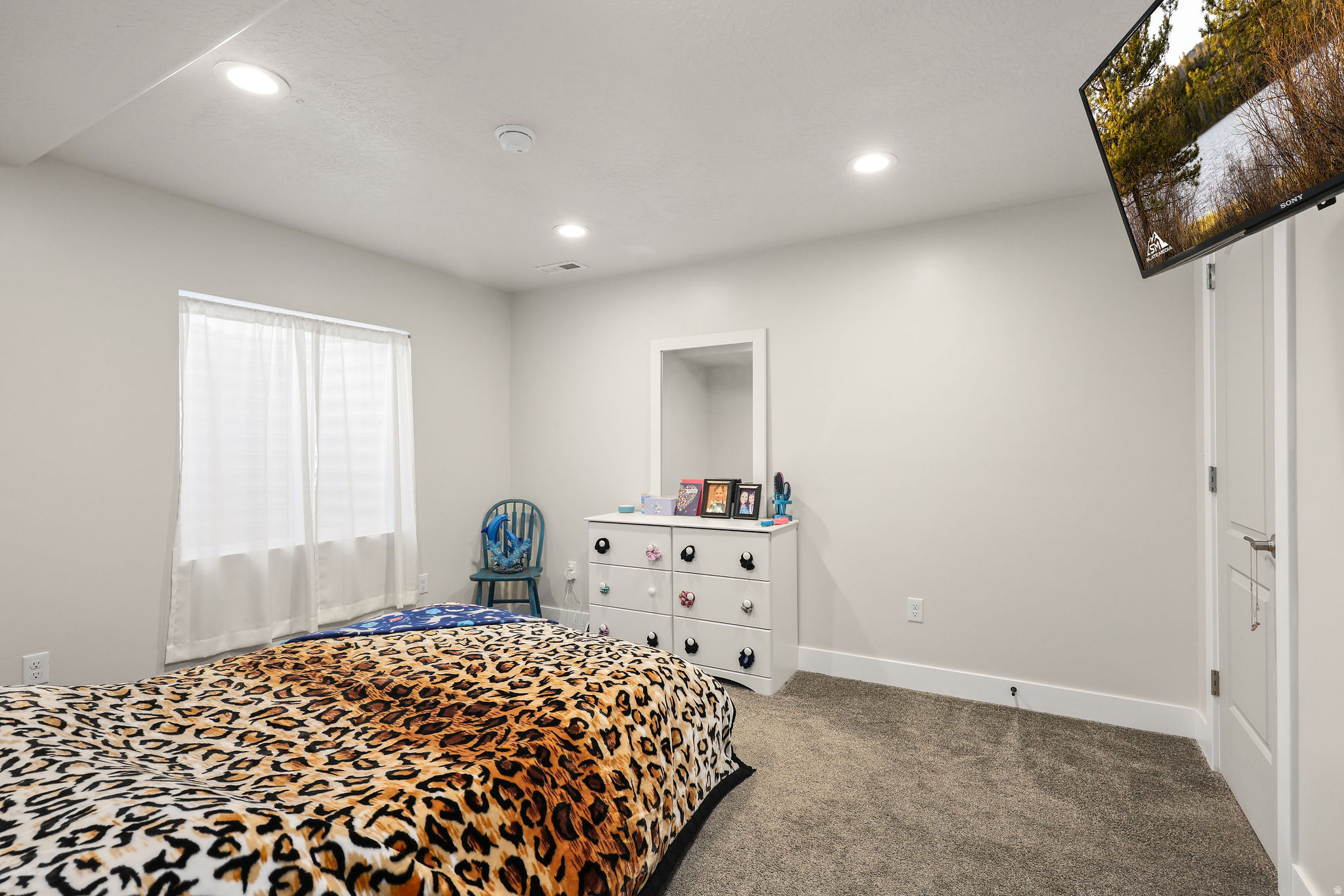 COUNTRY CROSSING - Residential