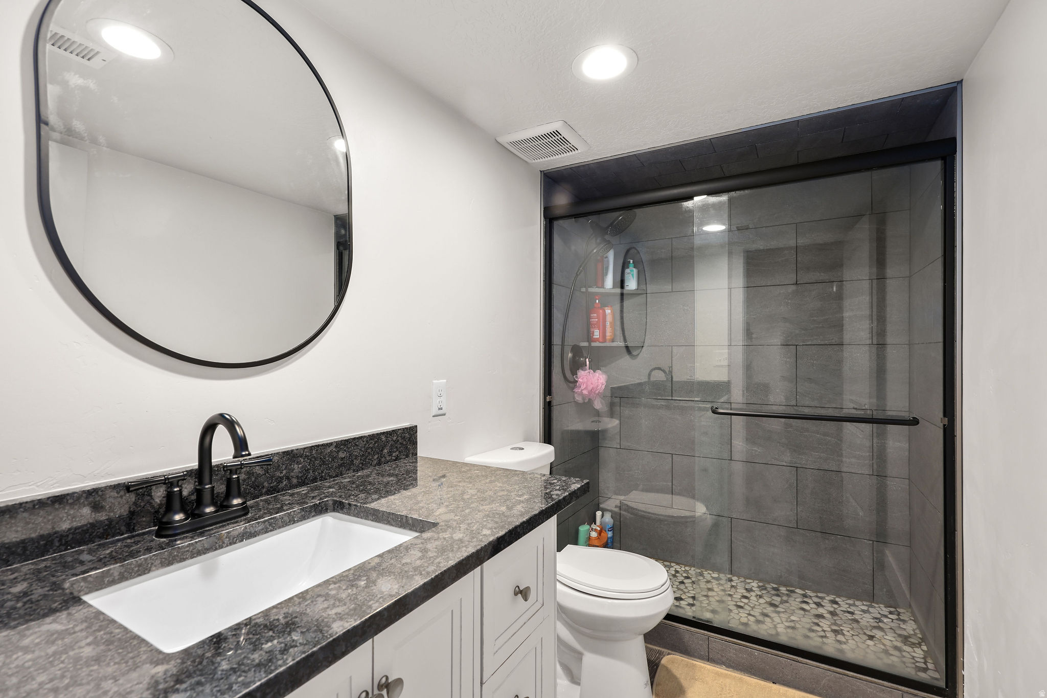 COUNTRY CROSSING - Residential