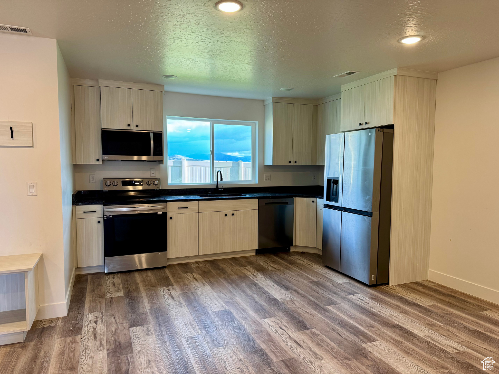 649 W 880, Fillmore, Utah image 2