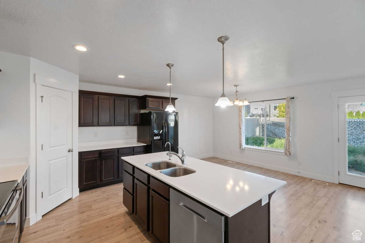 QUAILHILL - Residential