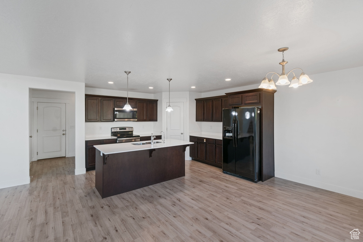 QUAILHILL - Residential