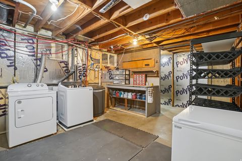 Tiny photo for 468 W 3200 S, Bountiful, UT 84010 (MLS # 2136468)