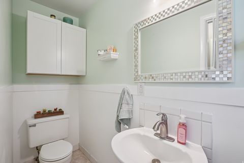 Tiny photo for 468 W 3200 S, Bountiful, UT 84010 (MLS # 2136468)