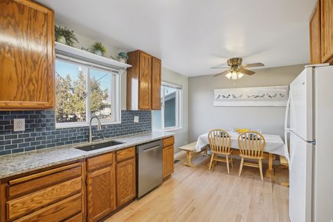 Tiny photo for 468 W 3200 S, Bountiful, UT 84010 (MLS # 2136468)