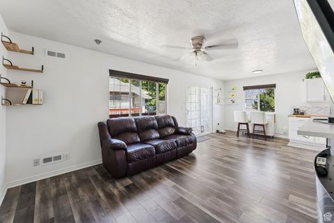 Tiny photo for 258 W 400 N, Orem, UT 84057 (MLS # 2115529)